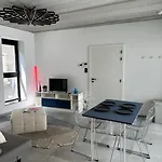 Loft 202